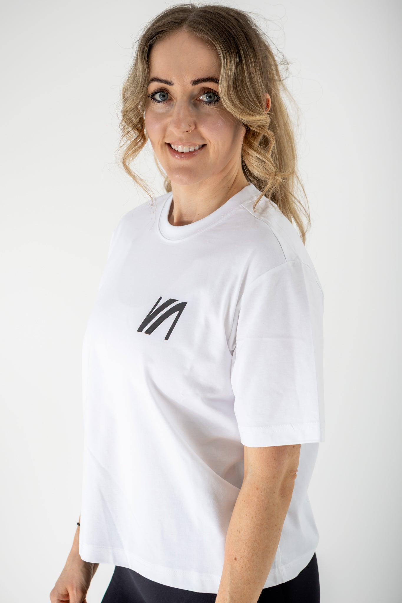 Deadlift Society - Women's Box Fit T-Shirt